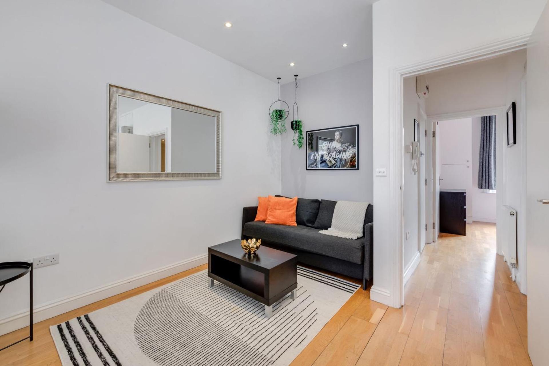 Apartament The Lipstick Palace - Fitzrovia - By Frankie Says Londra